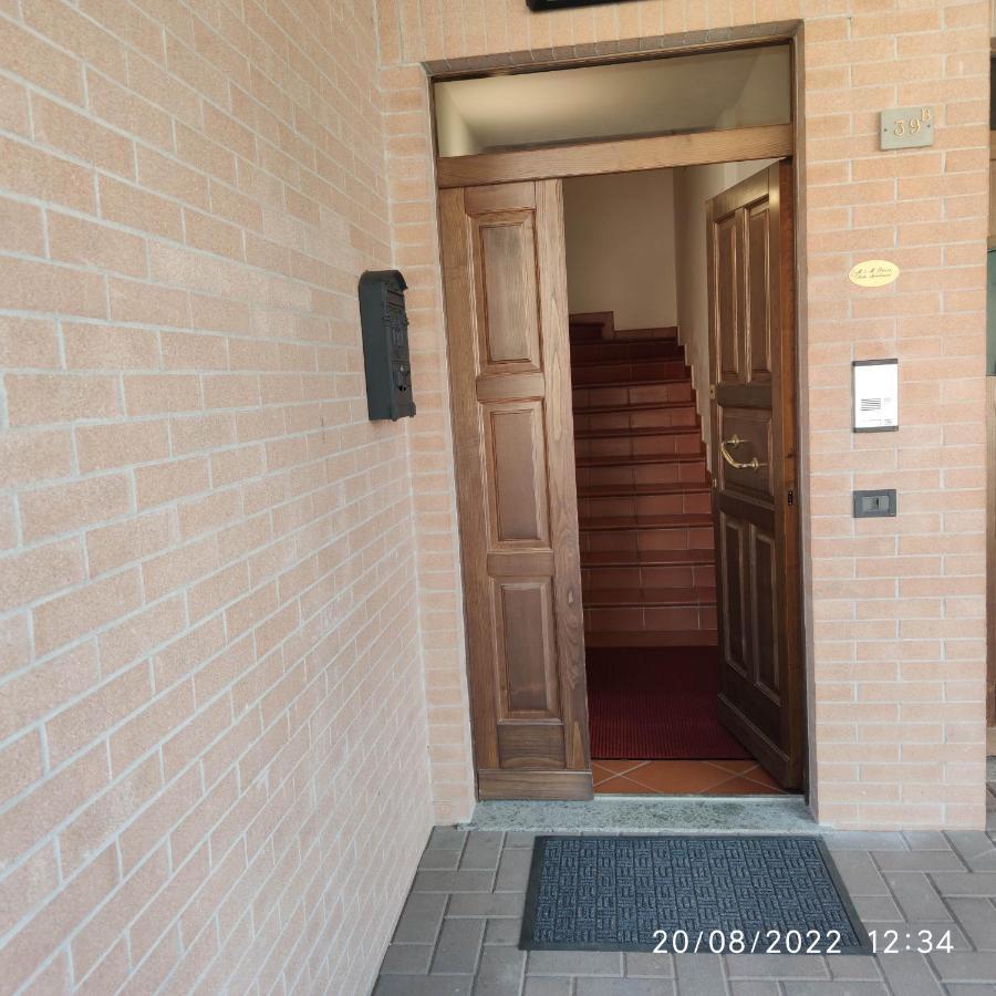 M & M Pinzi Suite Apartment Montepulciano Stazione Екстер'єр фото