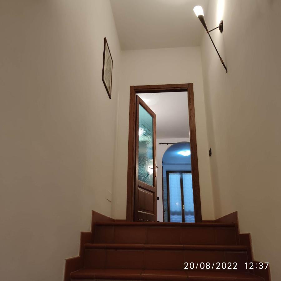 M & M Pinzi Suite Apartment Montepulciano Stazione Екстер'єр фото